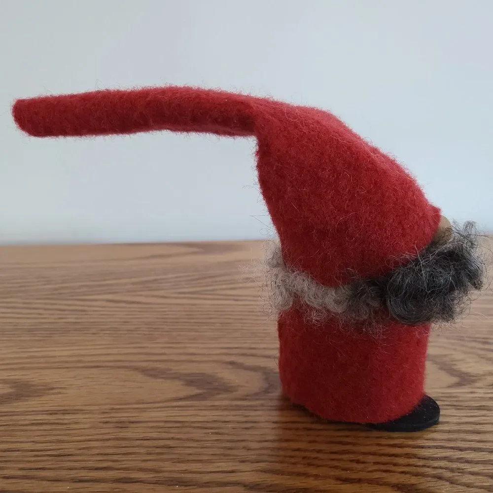 Handmade Sweden Larssons Tra Wood & Felt Christmas Tyko Santa Gnome Elf Figurine